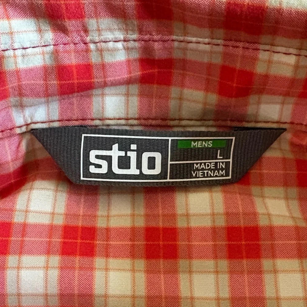 Stio Red and White Plaid Shirt - Picture 4 of 8